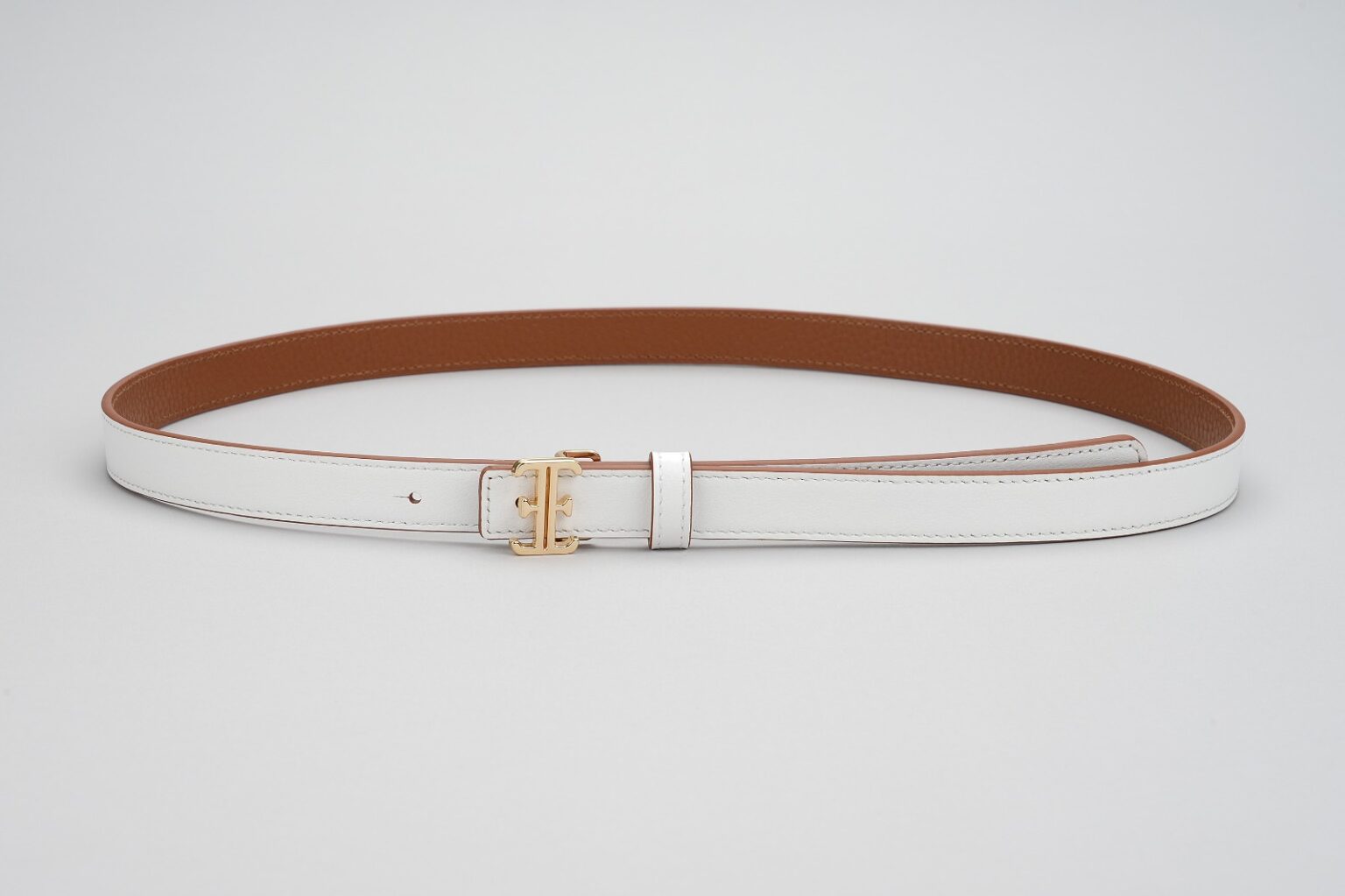 Reversible genuine leather belt, both sides shown Front view, Elizabethan World