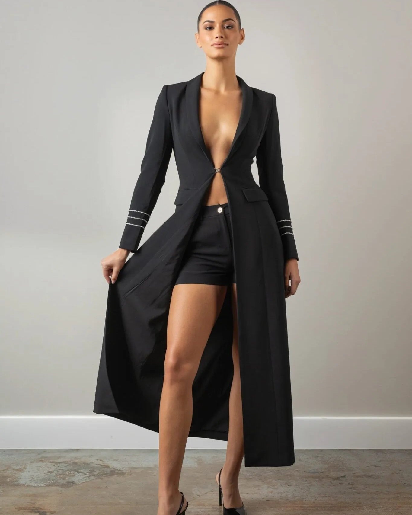 Front view Black Peregrine Traveller blazer, military cut, Elizabethan World