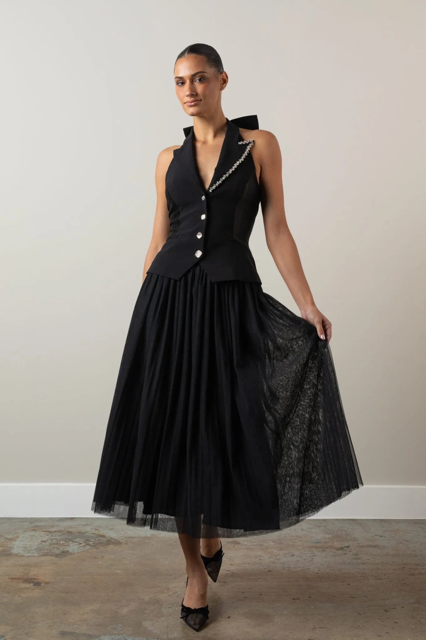 Lifestyle Flowing maxi skirt, full length on model, Elizabethan World