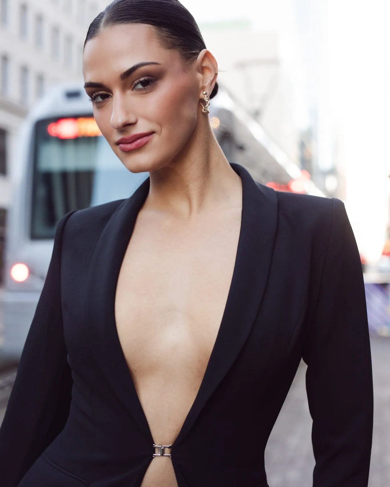 Lifestyle Black Peregrine Traveller blazer, military cut, Elizabethan World